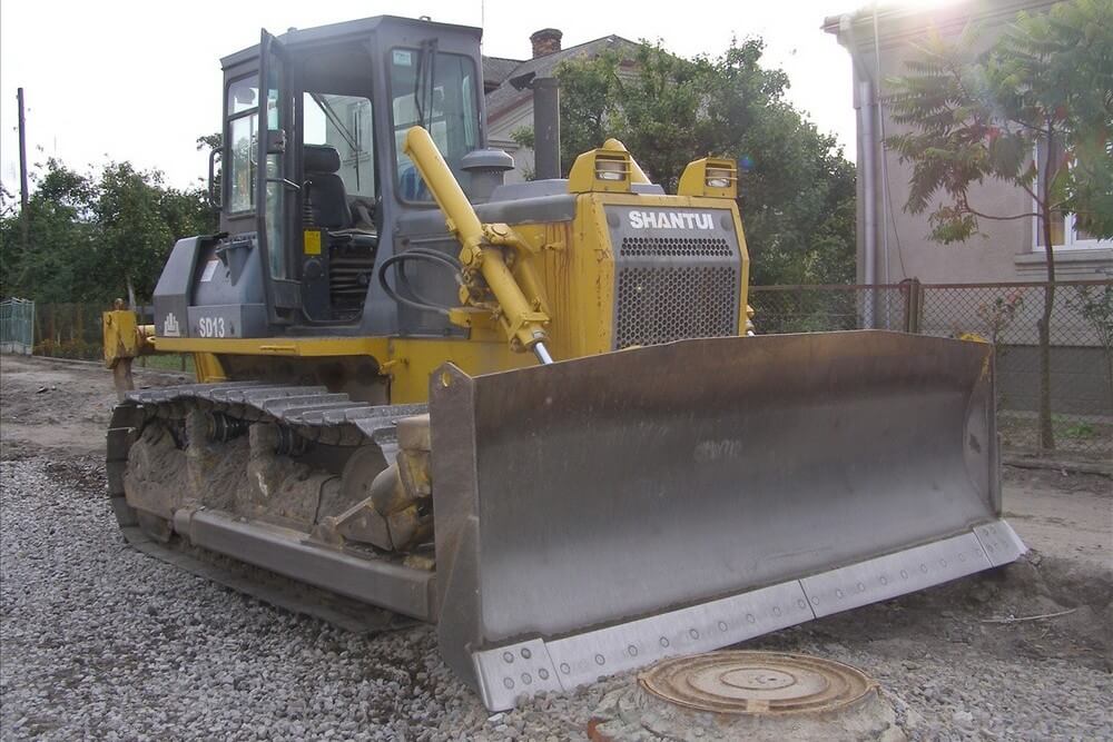 Бульдозер SHANTUI SD13
